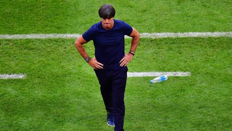 Jogi Löws Zukunft ist ungewiss. © APA/afp / LUIS ACOSTA