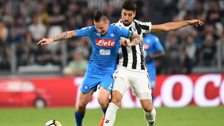 Marek Hamsik (links, Napoli) oder Sami Khedira (Juventus)? Wer darf am Ende den Serie-A-Pott in die Höhe stemmen. © APA/afp / MIGUEL MEDINA