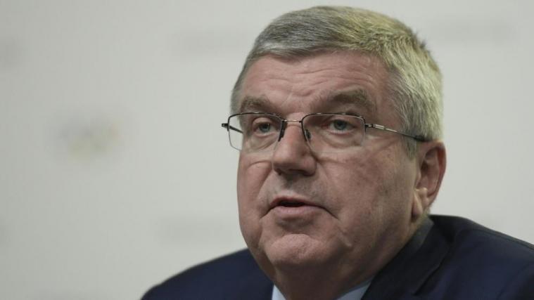 Thomas Bach nahm Italiens Bewerbung unter die Lupe. © SID / JUAN MABROMATA