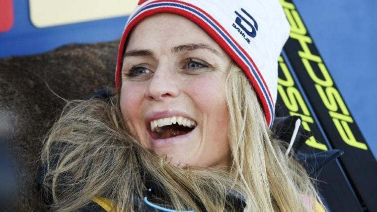 Johaug gewann das zweite Rennen nach langer Dopingsperre © SID / MARKKU ULANDER