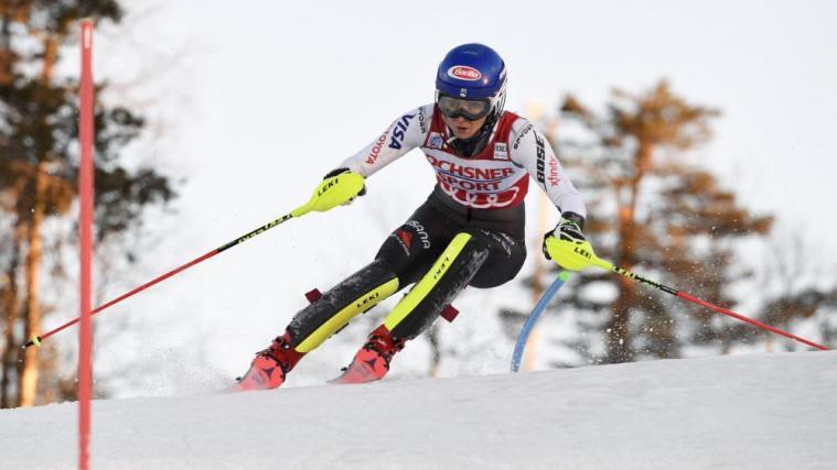Mikaela Shiffrin zeigte gleich ihre Krallen. © APA/afp / MARKKU ULANDER