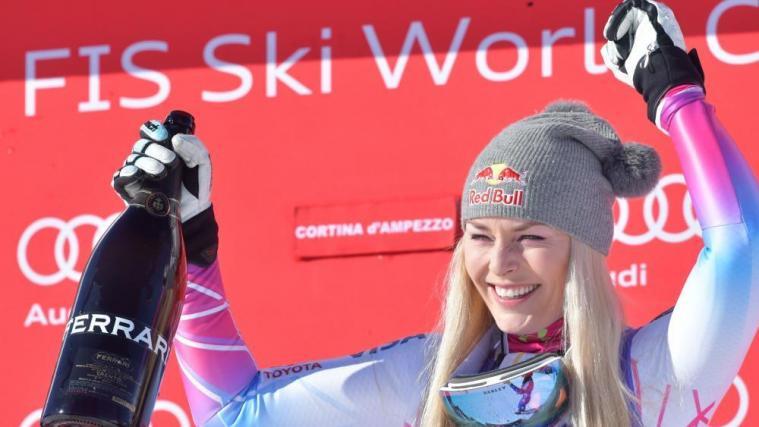Vonn muss ihren Saisonstart nach Sturz verschieben © APA/afp / TIZIANA FABI