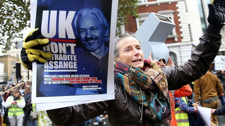 Demonstration für Assange vor dem Gericht in London.