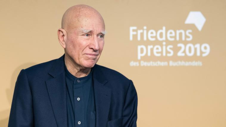 Der Fotograf Sebastião Salgado erhält den diesjährigen Deutschen Friedenspreis.