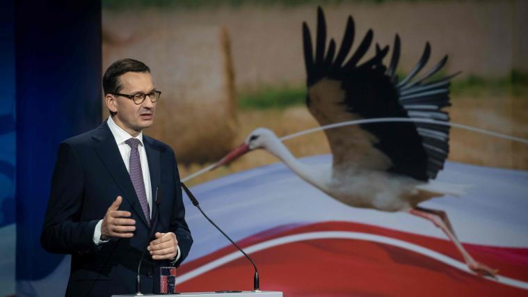 Die national-konservative Partei von Premierminister Morawiecki geht als Favorit in die Parlamentswahlen am Sonntag
