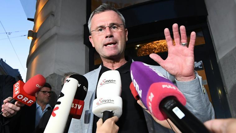 FPÖ-Chef Norbert Hofer hat seinen Vorgänger Heinz-Christian Strache suspendiert.