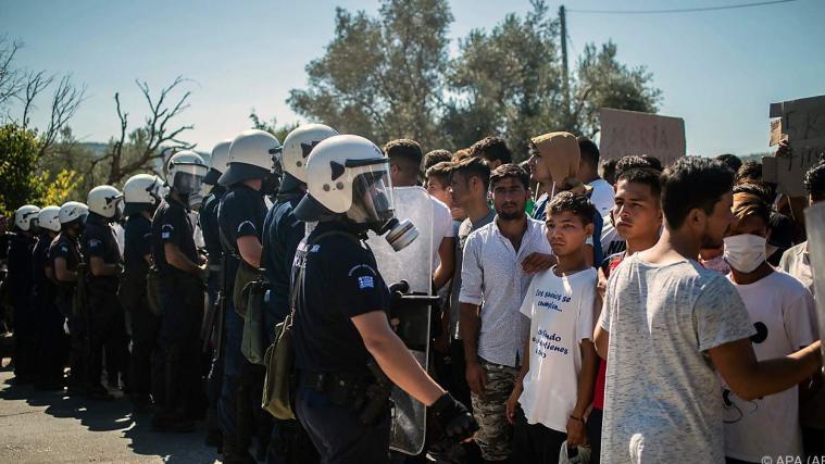 Griechenland hofft auf eine Verteilung der Migranten auf andere EU-Länder.