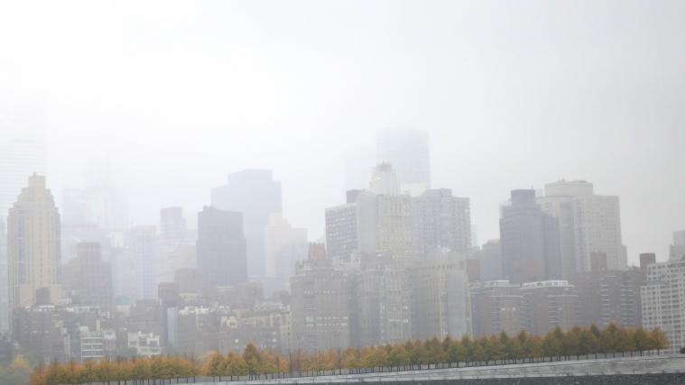 In New York herrschte am Dienstag Nebel.