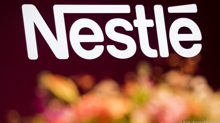 Mineralölrückstände in Nestle-Produkten.