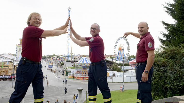 Neben der Arbeit durften sich die 3 Feuerwehrmänner auch amüsieren.