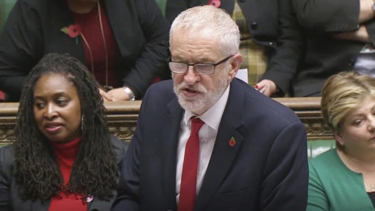 Oppositionschef Jeremy Corbyn machte den Weg für Neuwahlen nun doch frei.