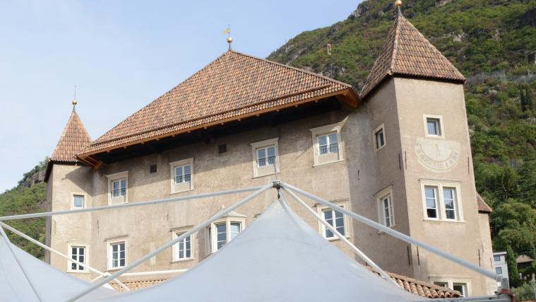 Schloss Hörtenberg wurde von der Besitzerfamilie Podini aufwendig zu einem 5-Sterne-Hotel umgebaut.