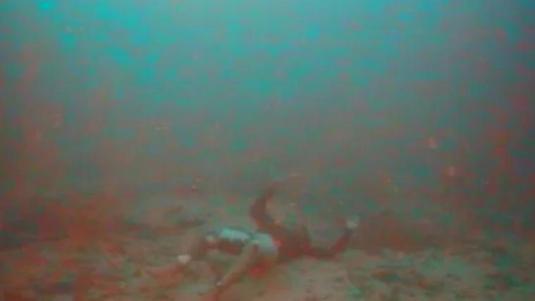 Schreckliche Bilder boten sich den Rettungskräften in 60 Metern Tiefe.