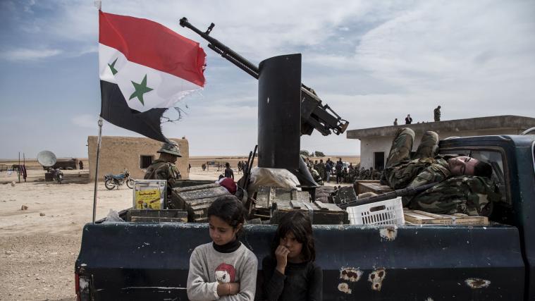 Syrische Regierungstruppen in der Nähe der nordsyrischen Stadt Tal Tamr.