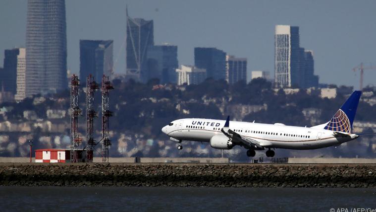 United Airlines lässt die Boeing 737 Max länger nicht fliegen.