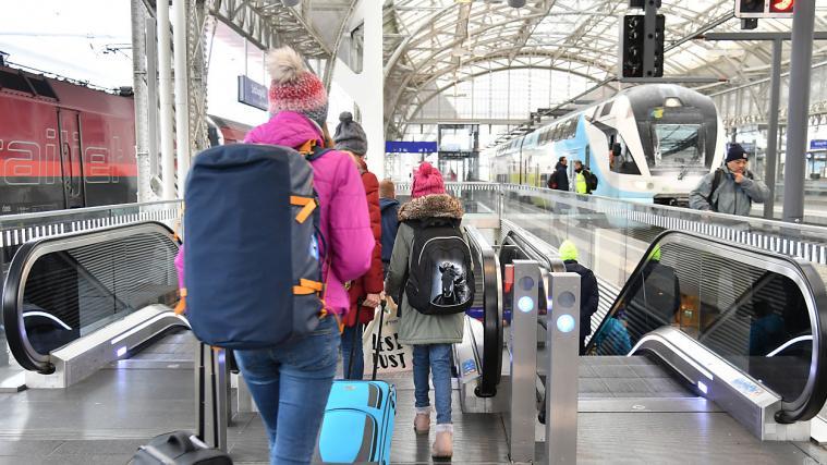 Ab 1. April werden alle Bahnhöfe in Österreich rauchfrei sein.