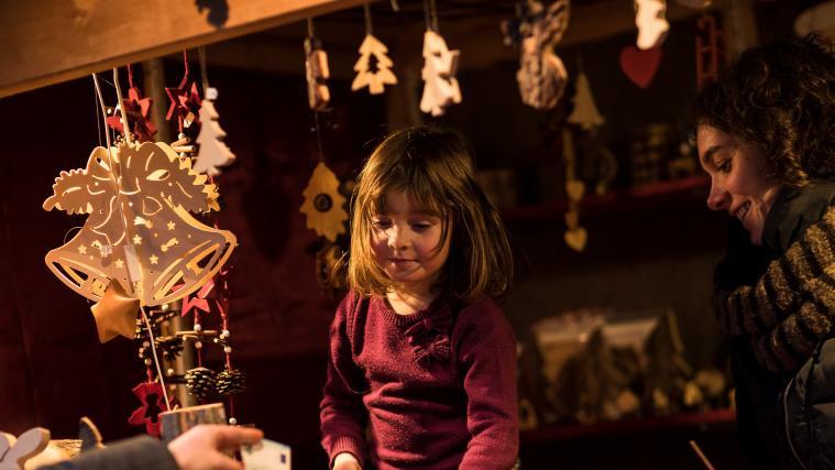 Bei der 16. Ausgabe des traditionsreichen Weihnachtsmarktes im Sarntal stehen heuer die Kinder im Mittelpunkt.