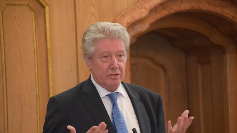 Bürgermeister Renzo Caramaschi will die Aufklärungsarbeit gegen Drogen intensivieren.