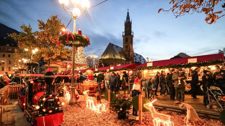 Der Christkindlmarkt in Bozen ist der älteste und zugleich größte Weihnachtsmarkt Italiens.