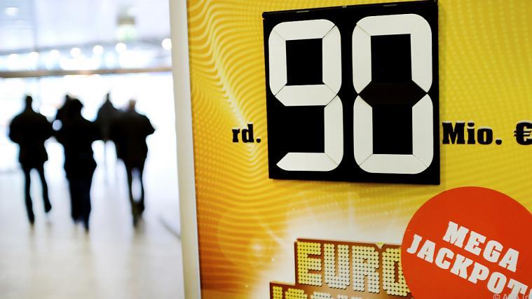 Der mit 90 Millionen Euro gefüllte Eurojackpot ist geknackt.