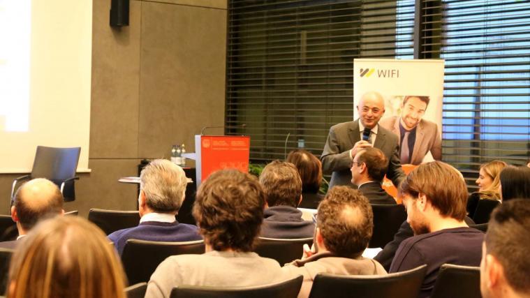 Der Referent Eliano B. Cominetti, italienweit bekannter Verkaufsexperte und Gründer der KSC Kominetti Sales Consulting.