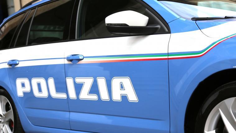 Die Polizei hat an einem Hafen in Kalabrien einen Rekord-Kokain-Fund gemacht.