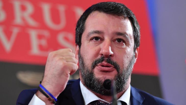 Die „Sardinen“ demonstrieren weiter gegen Salvini.