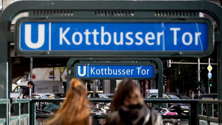Ein Mann hatte einen Iraner vor eine U-Bahn gestoßen.