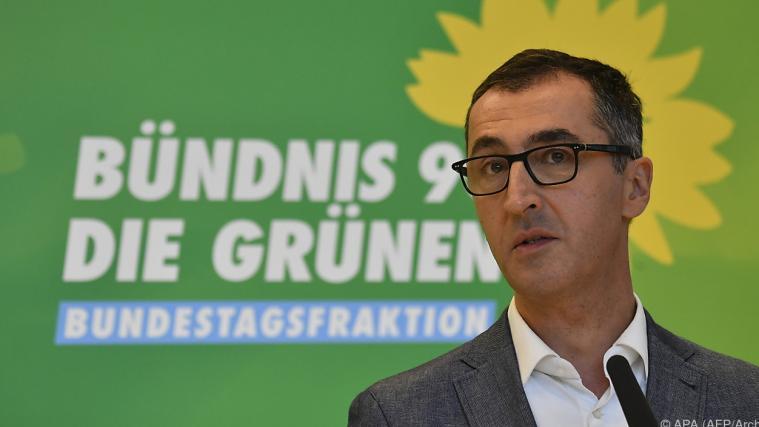 Özdemir wurde mitgeteilt, sein Name stehe ganz oben auf der Todesliste.