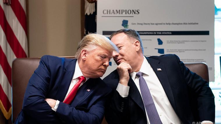Pompeo würde in Kansas einen "Erdrutschsieg" einfahren, so Trump.