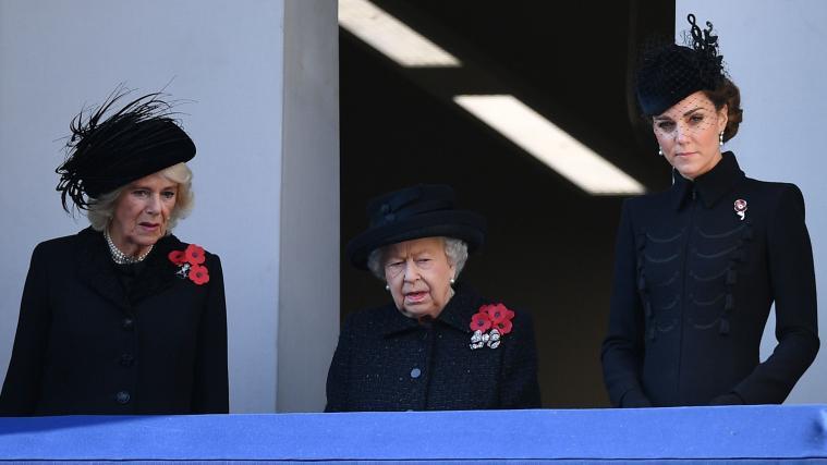 Royals und Politiker erinnerten in London an Gefallene der Weltkriege.