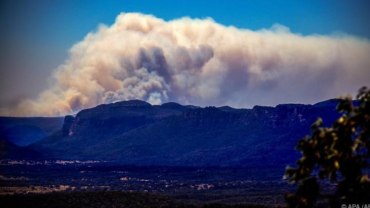 Rund 90 Buschfeuer wüten derzeit im Südosten Australiens.
