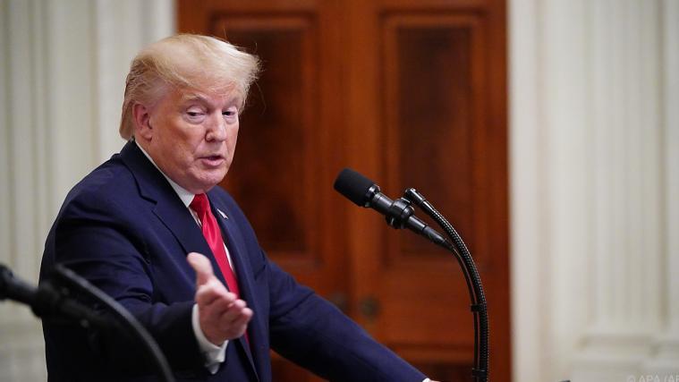 US-Präsident Donald Trump weist die Zeugenaussagen zurück.