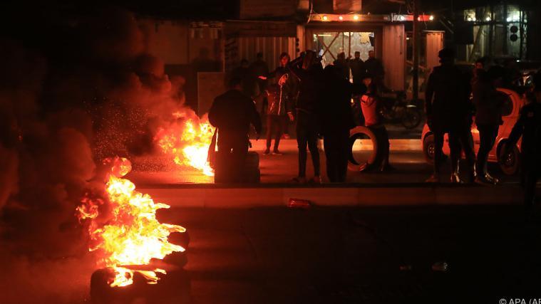 Bei den Protesten im Iran sind mehr Menschen gestorben als angenommen.