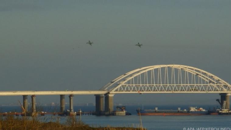 Blick auf die Krim-Brücke.