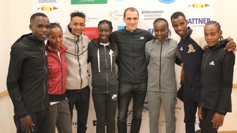Die Topathleten des BOclassic Südtirol (von links): Amos Kipruto, Netsanet Gudeta, Yemaneberhan Crippa, Margaret Chelimo Kipkemboi, Markus Ploner, Mercy Cherono, Telahun Haile Bekele und Alemitu Tariku.
