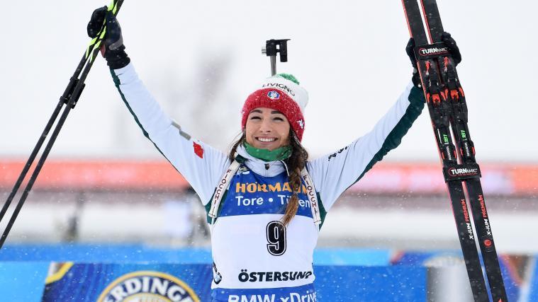 Dorothea Wierer gewinnt den Sprint-Auftakt in Östersund.