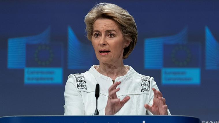 EU-Kommissionspräsidentin von der Leyen gibt sich kreativ.