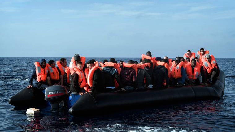 Flüchtlinge auf dem Weg von der Türkei nach Griechenland.