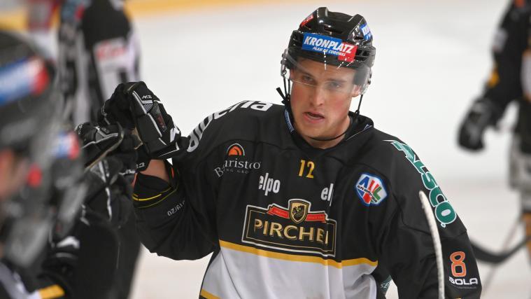 HCP-Stürmer Jack Lewis erzielte seine Saisontore Nummer 10 und 11.