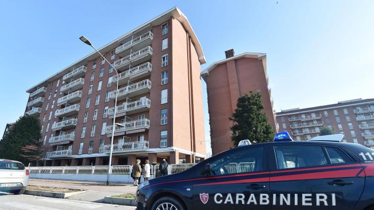 In diesem Wohnblock vor den Toren Turnis hat sich die schreckliche Bluttat zugetragen.