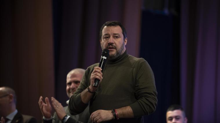 Ministerpräsident Giuseppe Conte will die von der Lega um Matteo Salvini durchgesetzten Sicherheitspakete abändern.
