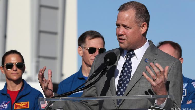 NASA-Chef Jim Bridenstine spricht über den „Starliner“.