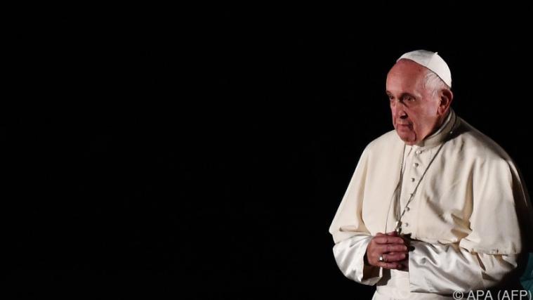 Papst Franziskus dankt den Menschen, die sich für die Rettung von Migranten einsetzen.