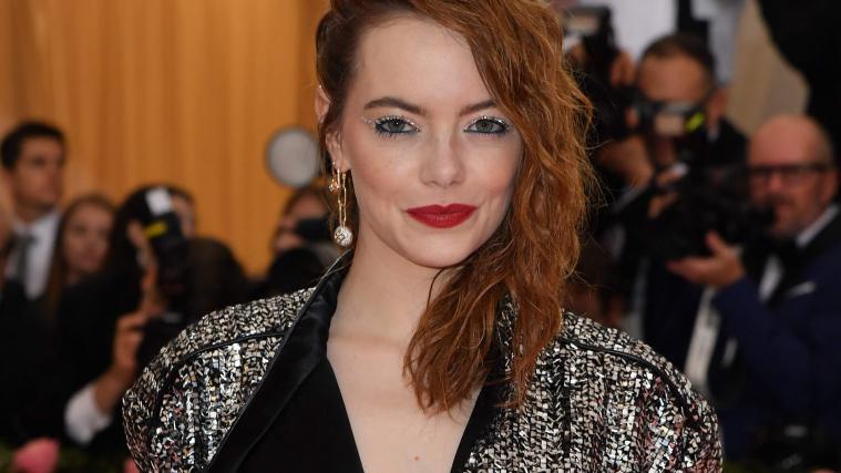 Schauspielerin Emma Stone hat sich verlobt.