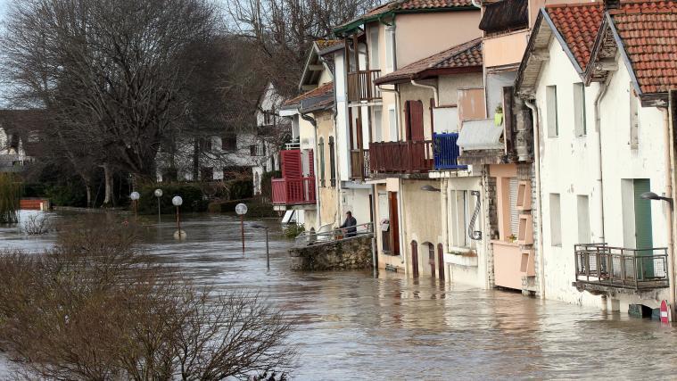 Schwere Unwetter führen zurzeit zu Überschwemmungen in Frankreich.