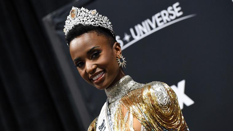 Zozibini Tunzi ist die neue „Miss Universe“.