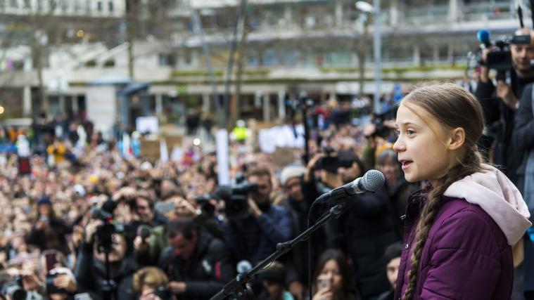 An der Demonstration in Lausanne nahmen nach Angaben des Veranstalters Klimastreik Schweiz 15.000 Menschen teil.