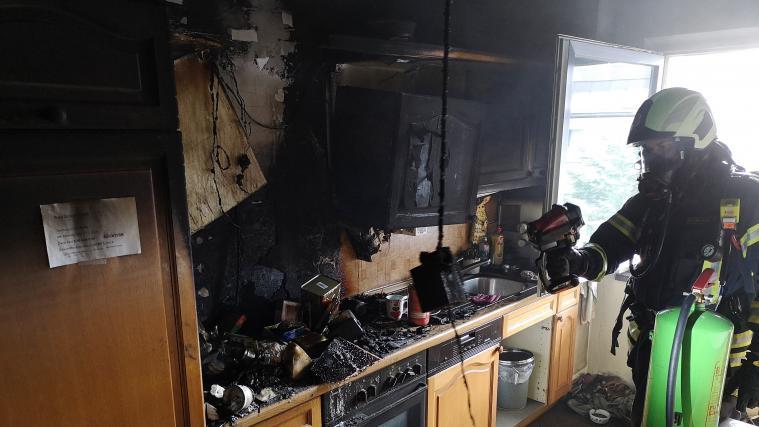 Bei einem Wohnungsbrand in Wörgl sind 2 Hunde verendet.