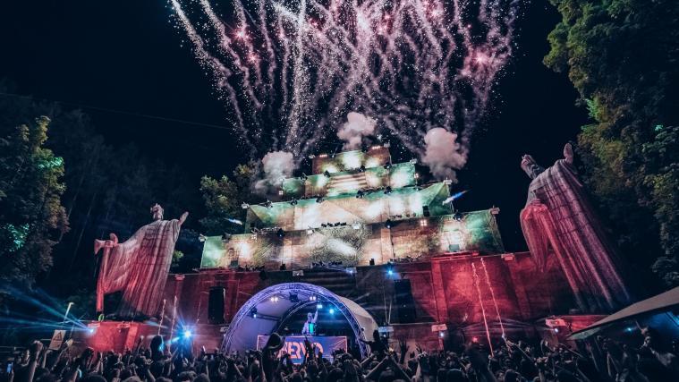 Bei einer Feier in Brixen wurde Anfang des Jahres das viel erwartete Dokumentationsvideo des bekannten Musikfestivals am Bruneckner Schlossberg den Fans, Freunden und Team präsentiert.